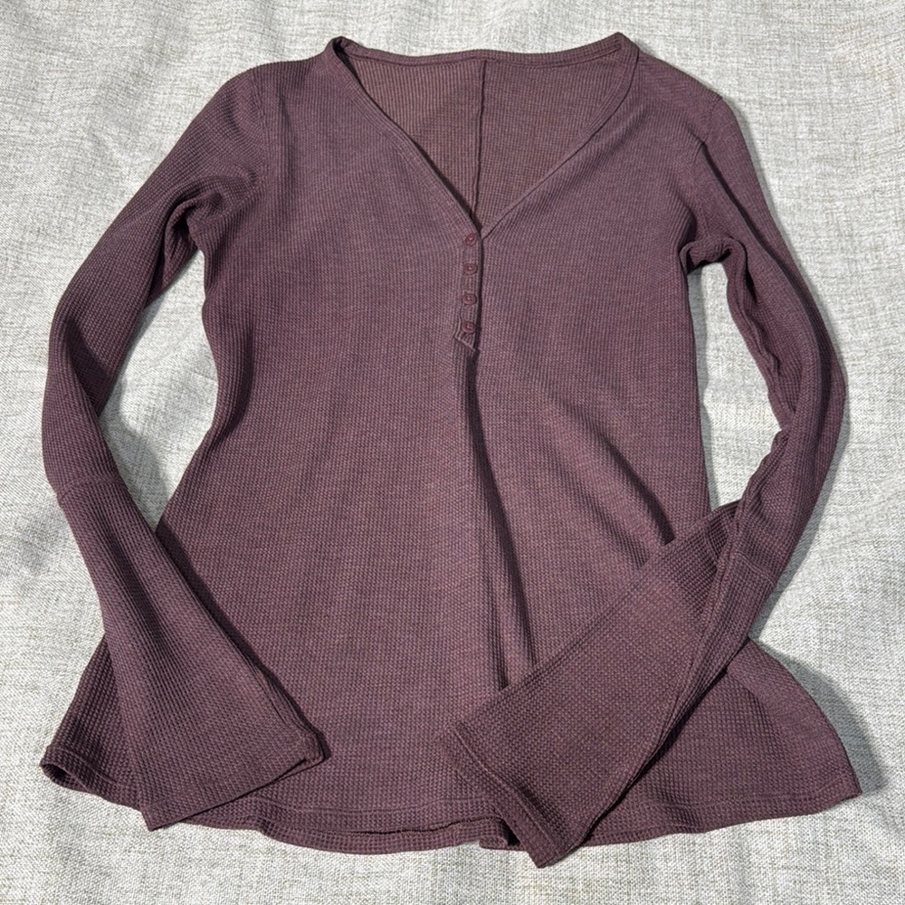 Lululemon Close Call Henley Long Sleeve Heathered Plum P2P 18